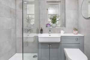 Photo 16- click for photo gallery